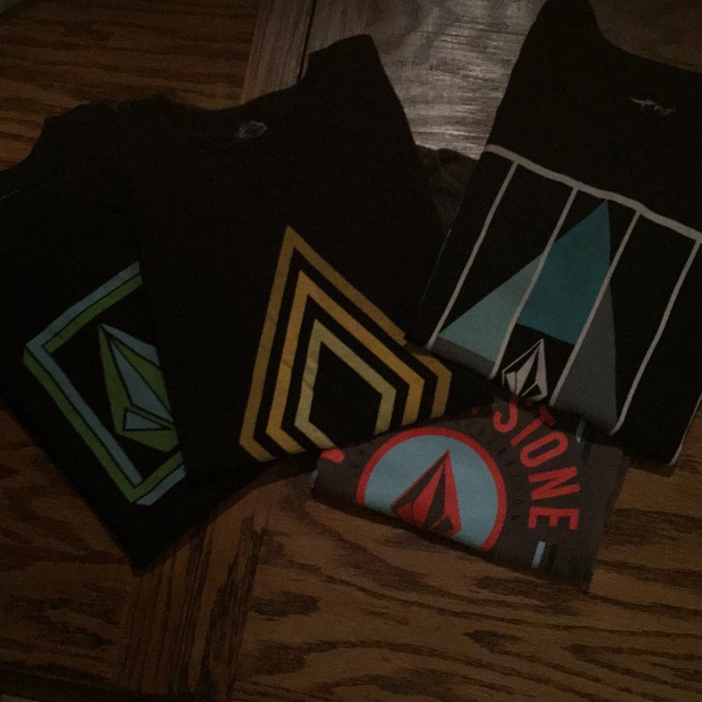 Volcom boys t’shirts